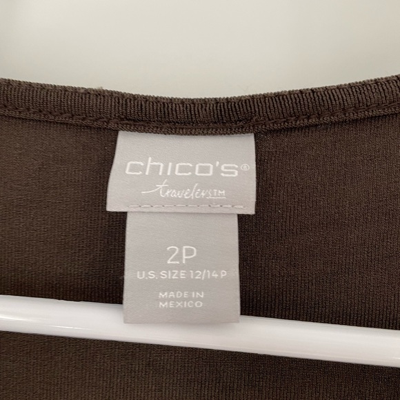 Chico’s Travelers Chocolate Brown V-Neck 3/4 Sleeve Top - Picture 2 of 7